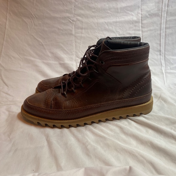 Van's Oxford Boot with Stylish Vibram Sole (Men's 12) - Picture 3 of 6